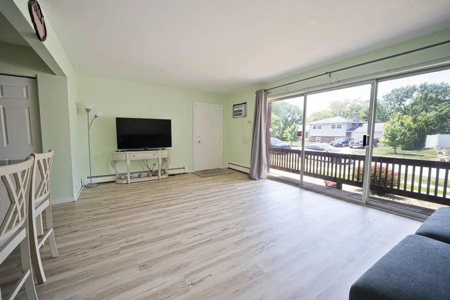 553 N Carroll Parkway #1D, Glenwood, IL 60425 - #2