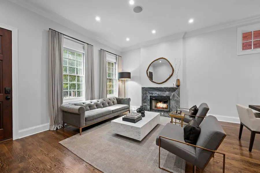 1714 W Wolfram Street, Chicago, IL 60657 - #2