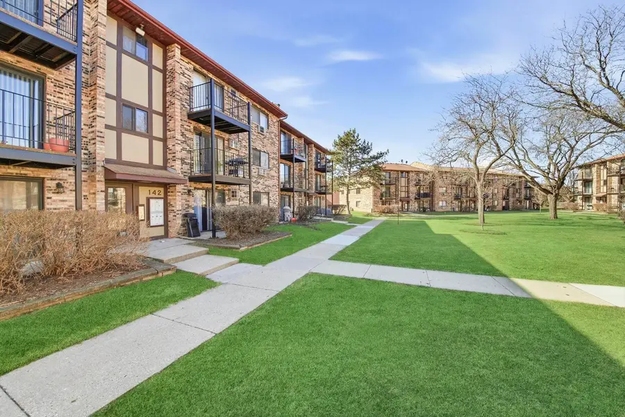 142 Klein Creek Court #B, Carol Stream, IL 60188 - #3