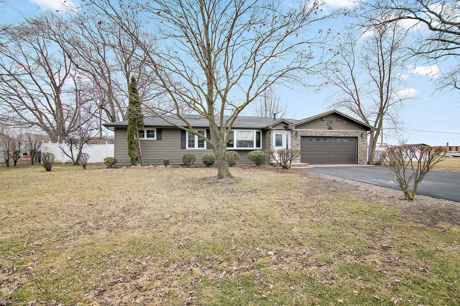4754 W Hilltop Drive, Kankakee, IL 60901 - #2