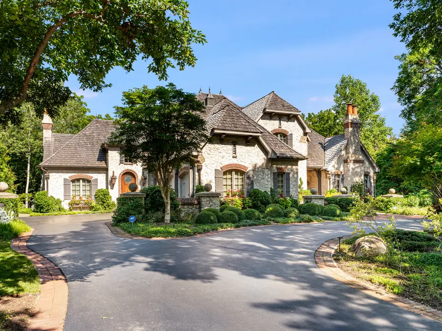 1317 Fox Glen Drive, Saint Charles, IL 60174 - #3