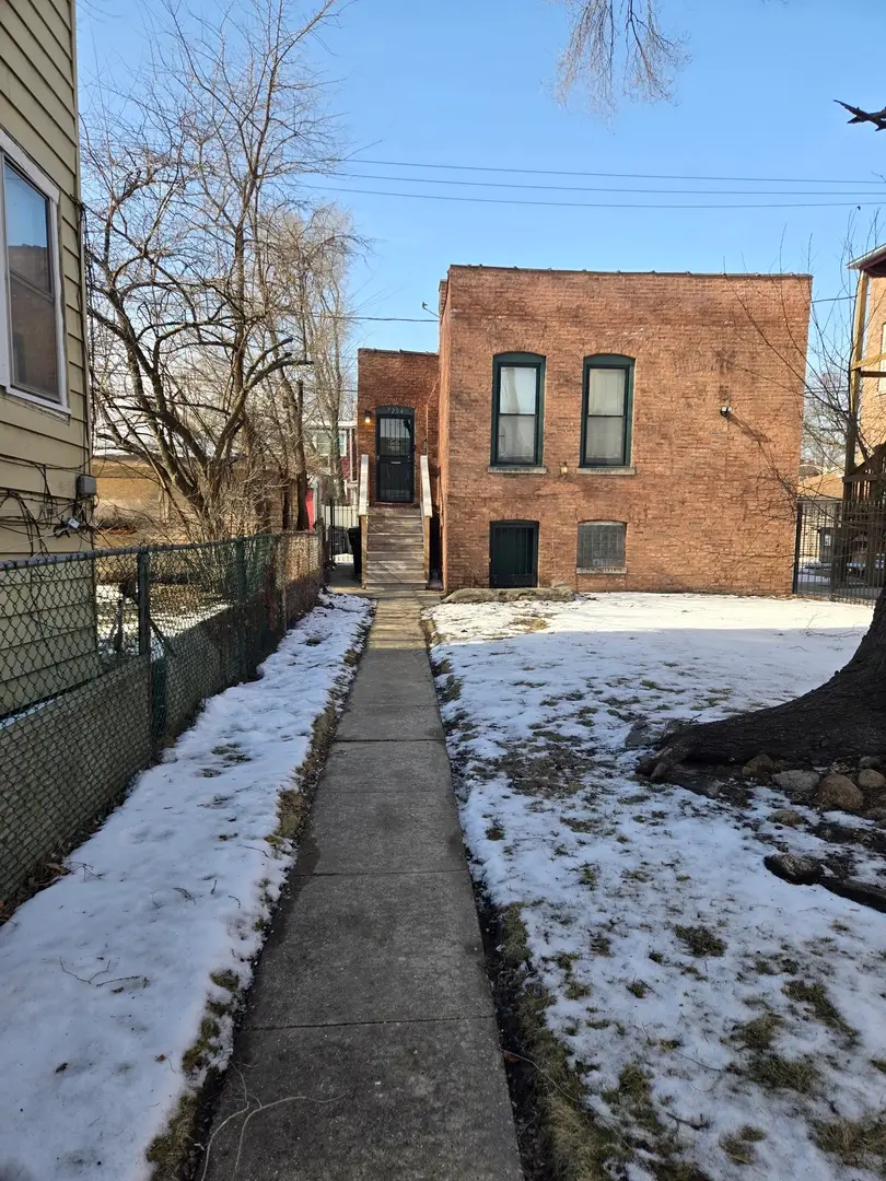 7204 S Rhodes Avenue, Chicago, IL 60619 - #1