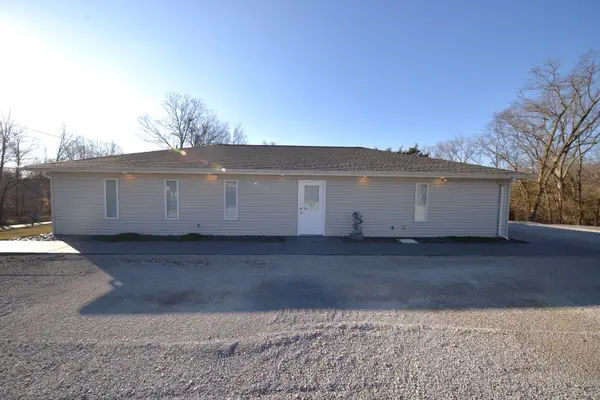 16275 N Illinois 37 Highway, Mt Vernon, IL 62864