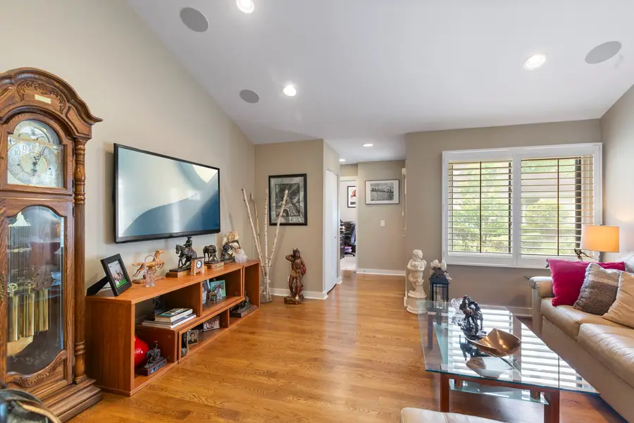 6 Hastings Lane #6, Lincolnshire, IL 60069 - #3