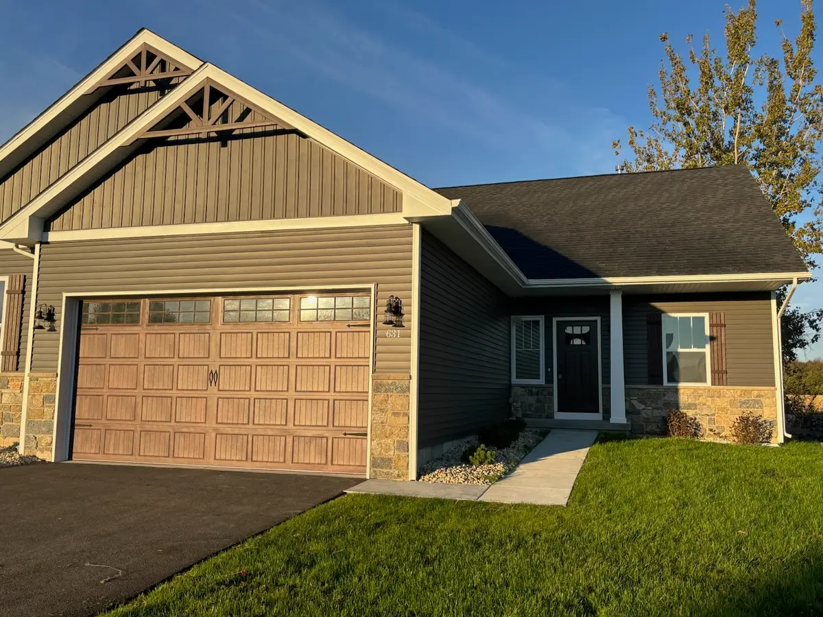 634 Anjali Court #R, Sycamore, IL 60178 - #1