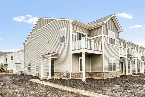 426 Comstock Road, South Elgin, IL 60177