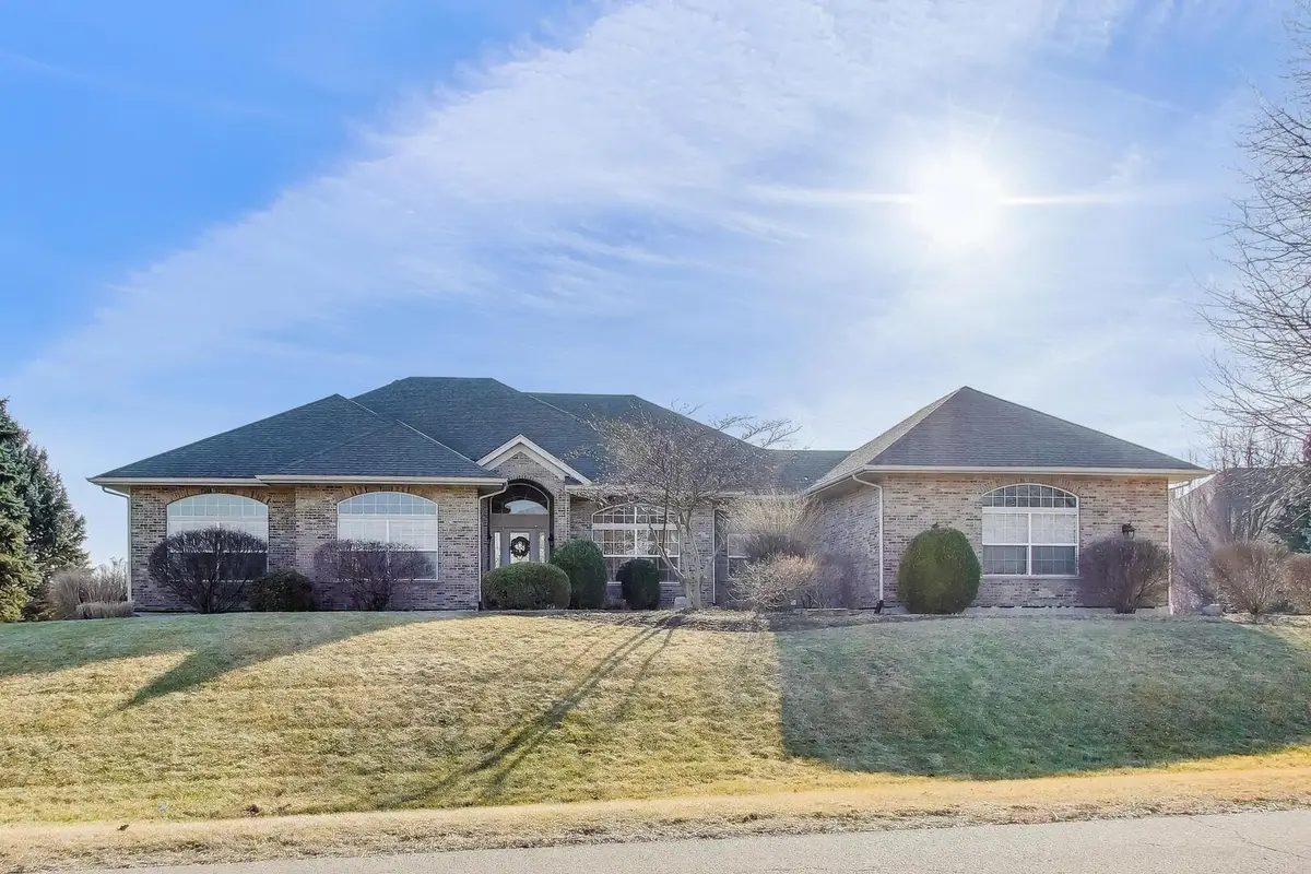 15N866 Meadow Court, Hampshire, IL 60140 - #1