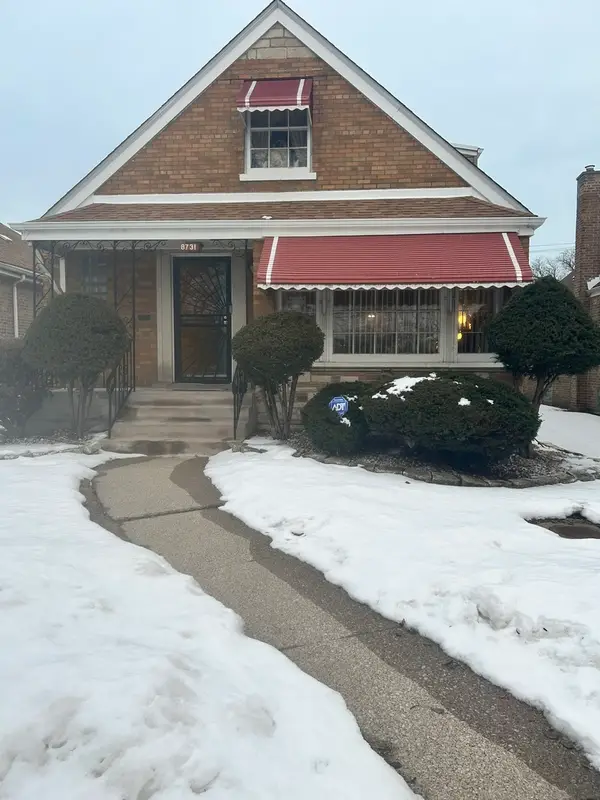 8731 S Clyde Avenue, Chicago, IL 60617
