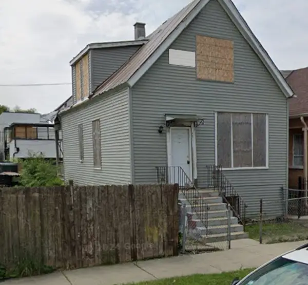 4711 W Huron Avenue, Chicago, IL 60644