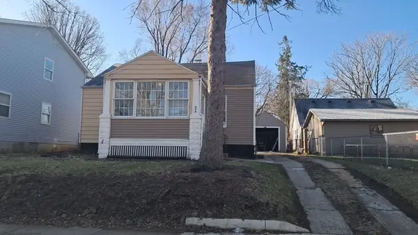 212 W Division Street, Bloomington, IL 61701