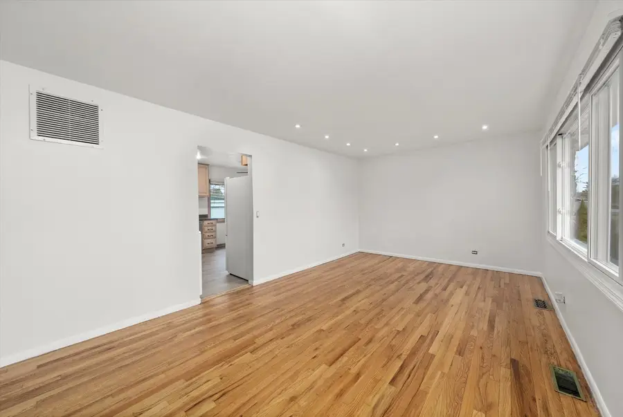 Address Withheld By Seller, Bridgeview, IL 60455 - #2