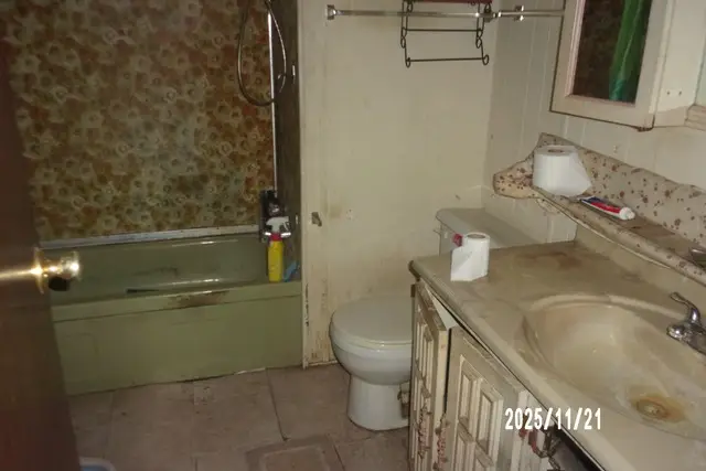 604 N Jefferson Street, Watseka, IL 60970 - #3