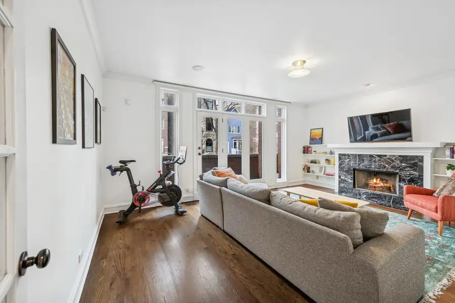 635 W Briar Place #1E, Chicago, IL 60657 - #3