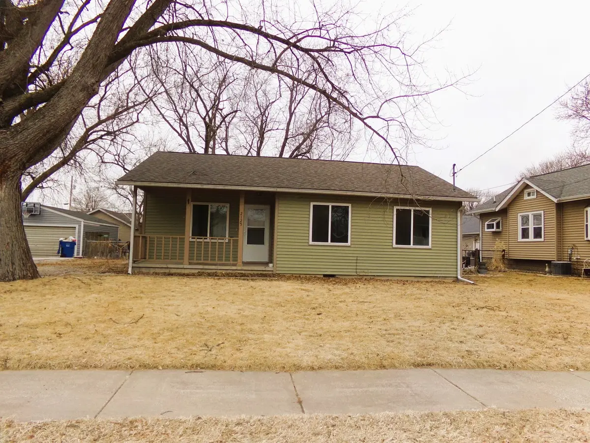 2125 44th Street, Moline, IL 61265 - #1