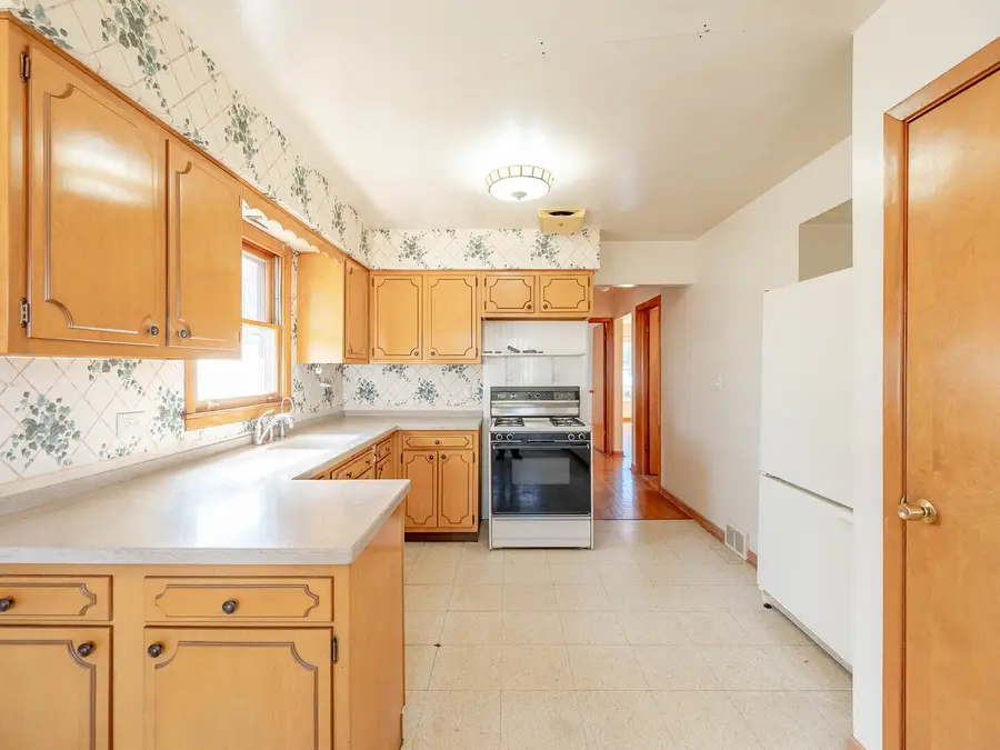 333 Barron Street, Bensenville, IL 60106 - #3