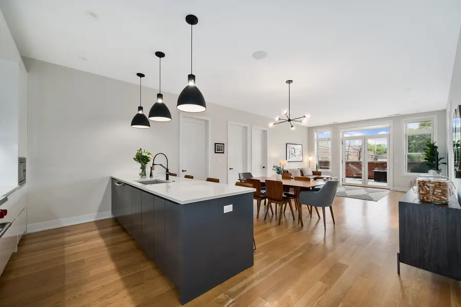 1938 W Augusta Boulevard #204, Chicago, IL 60622 - #3