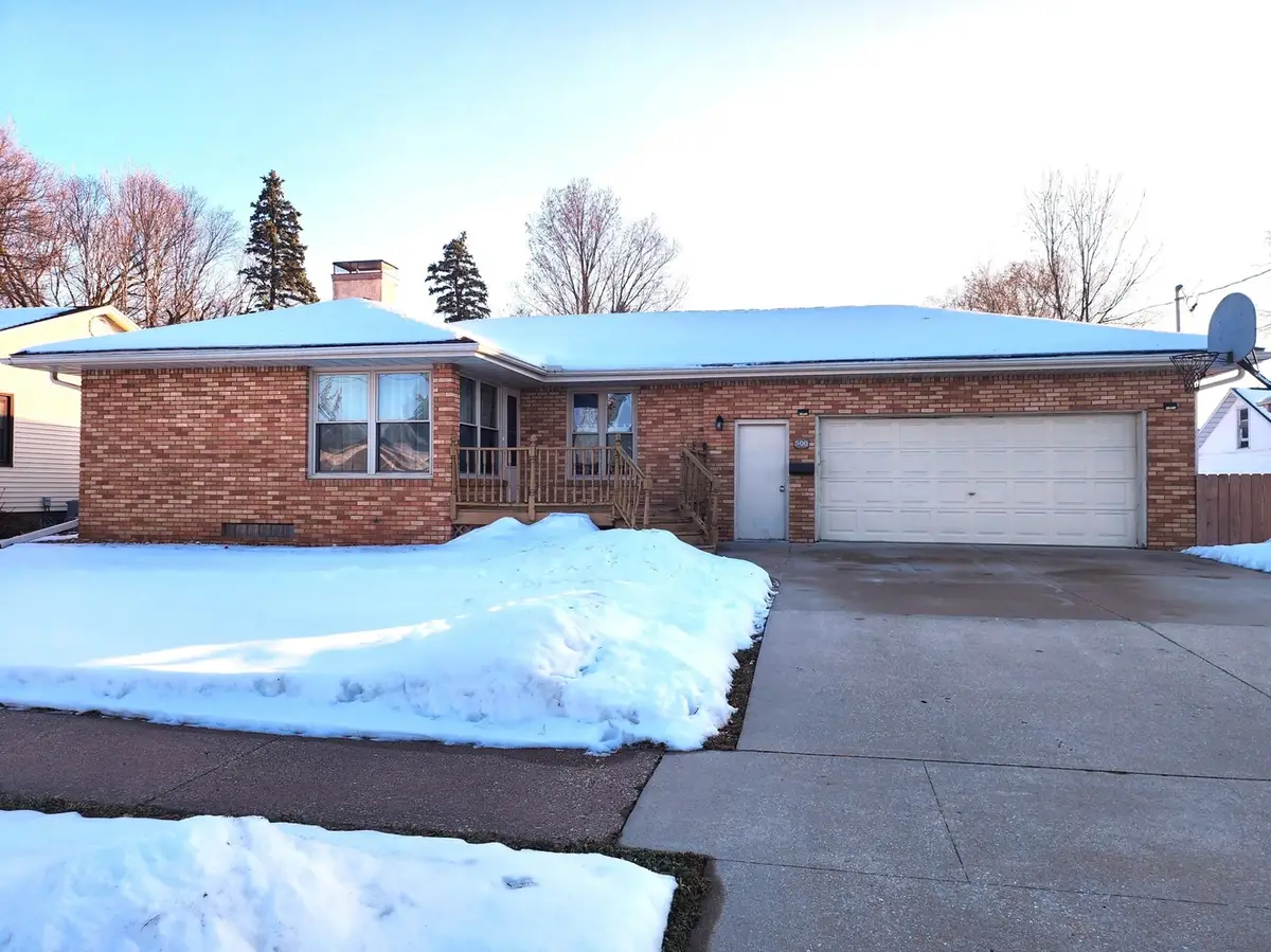 500 E Pearl Street, Geneseo, IL 61254 - #1