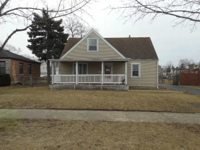 221 E Dickens Avenue, Northlake, IL 60164 - #1