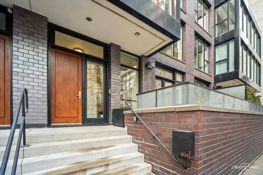 204 N Park Drive, Chicago, IL 60601 - #2