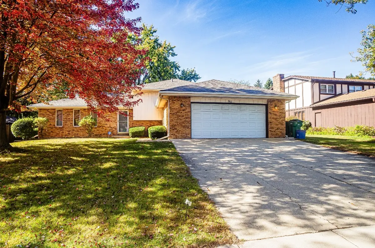 911 Colonade Road, Shorewood, IL 60404 - #1