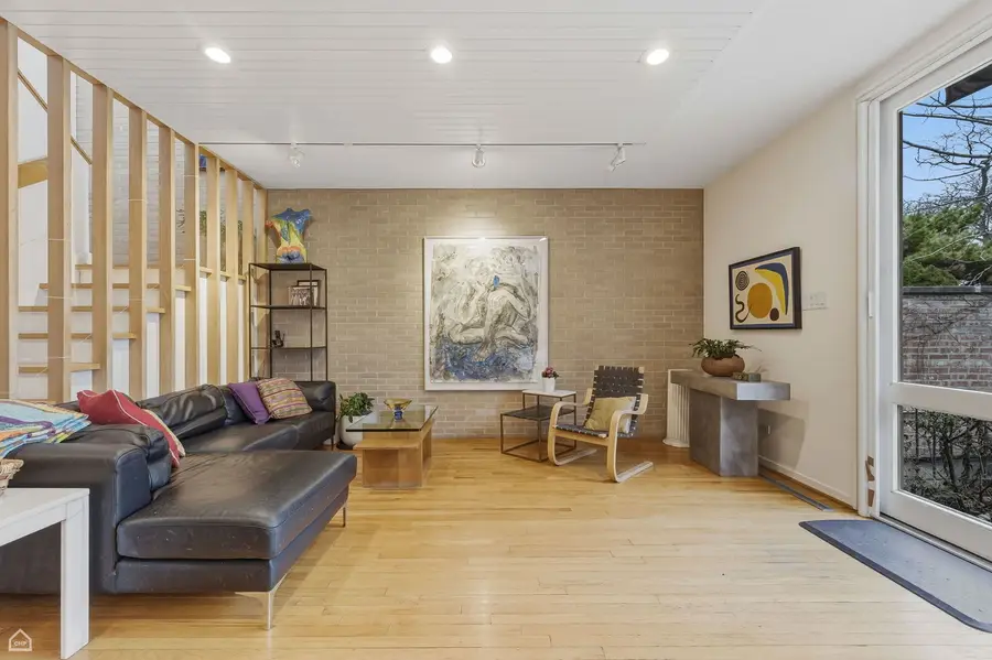 5631 S Blackstone Avenue, Chicago, IL 60637 - #3