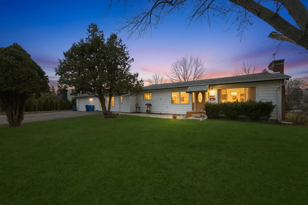 810 N Cherry Street, Addison, IL 60101 - #1