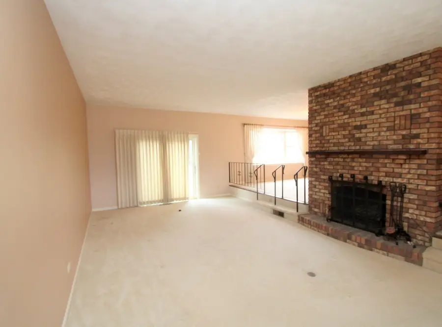 1200 Blakely Street, Woodstock, IL 60098 - #3