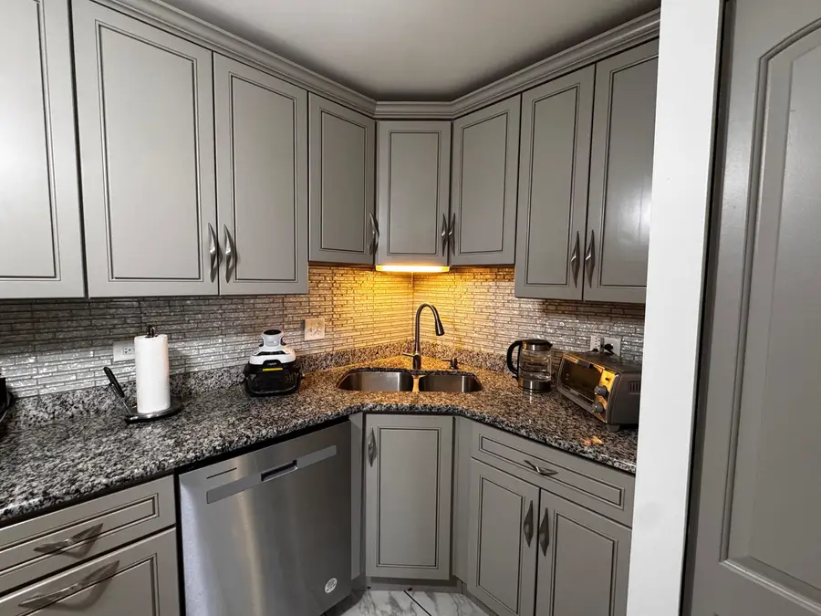 500 Park Avenue #122, Calumet City, IL 60409 - #3