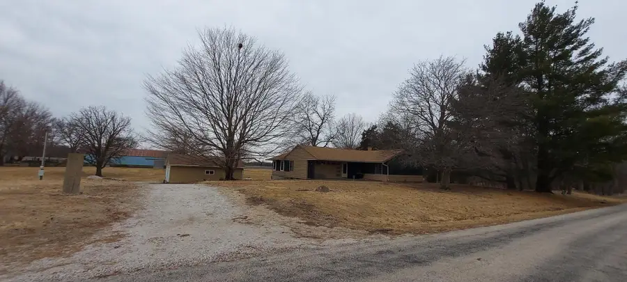 1393 N 50 Avenue, Alpha, IL 61413 - #2