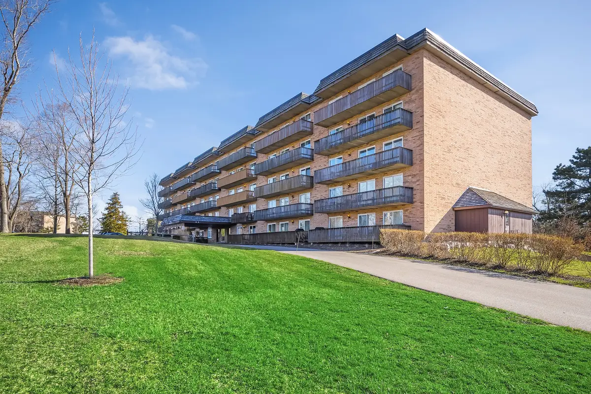 8025 Woodglen Lane #207, Downers Grove, IL 60516 - #1