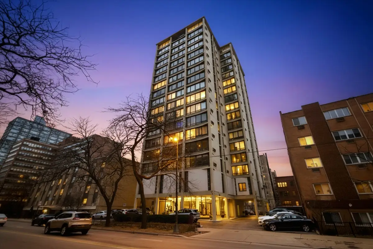 5740 N Sheridan Road #17D, Chicago, IL 60660 - #1