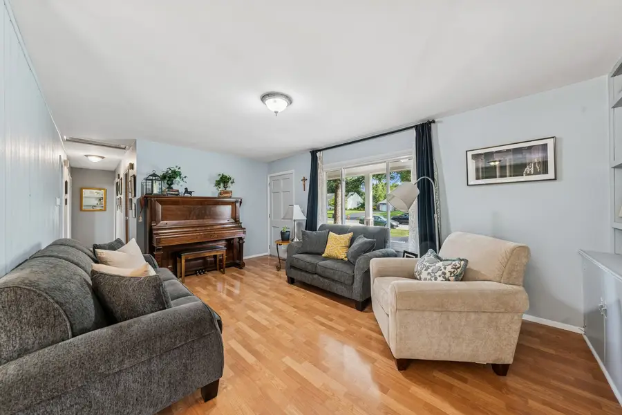 2917 Westridge Drive, Woodridge, IL 60517 - #2