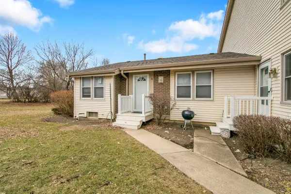 Address Withheld By Seller, Bloomingdale, IL 60108