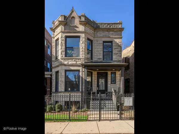 2724 N Troy Street, Chicago, IL 60647