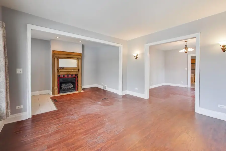 2439 High Street, Blue Island, IL 60406 - #3