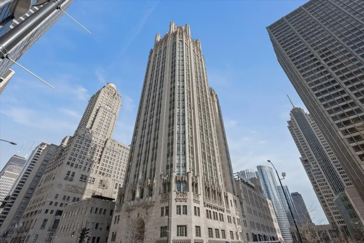 435 N Michigan Avenue #412, Chicago, IL 60611 - #1