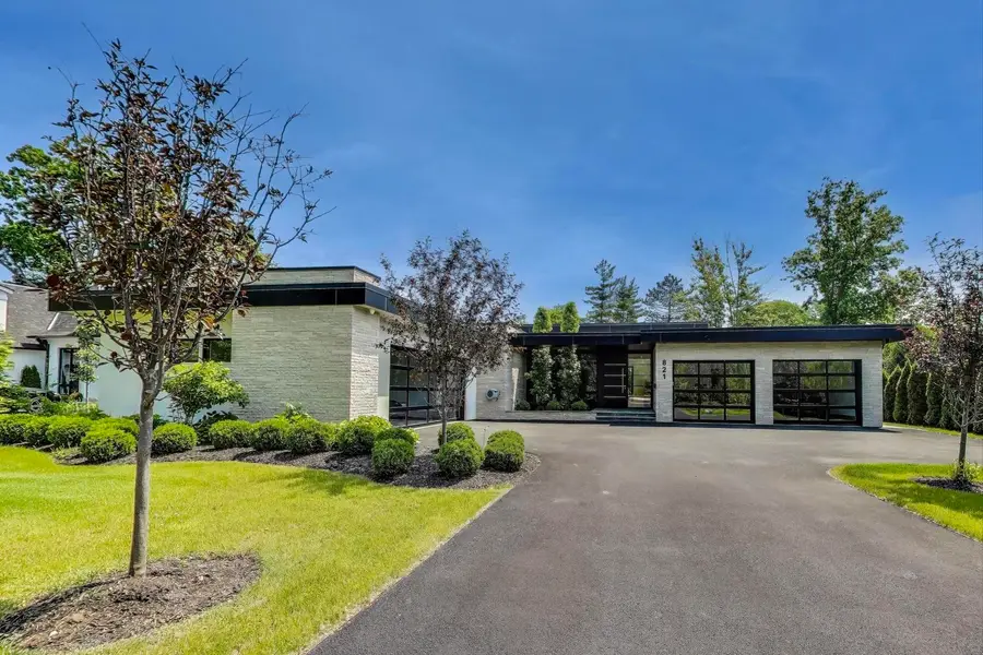 821 Harms Road, Glenview, IL 60025 - #2