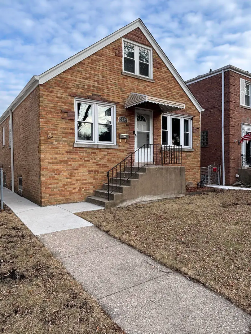 5049 N Oak Park Avenue, Chicago, IL 60656 - #1