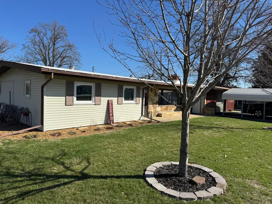 1114 E Lafayette Street, Bloomington, IL 61701 - #3