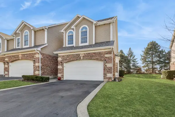 1029 W Bogey Lane, Palatine, IL 60067