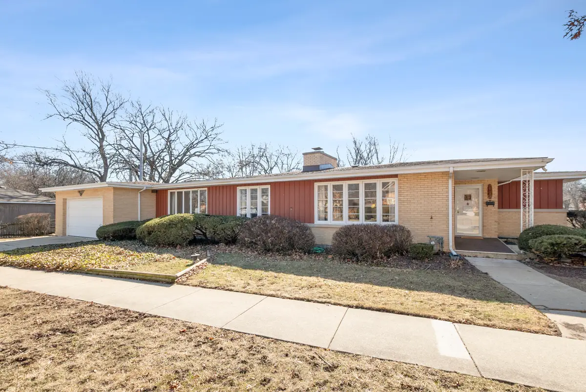 18515 Dundee Avenue, Homewood, IL 60430 - #1