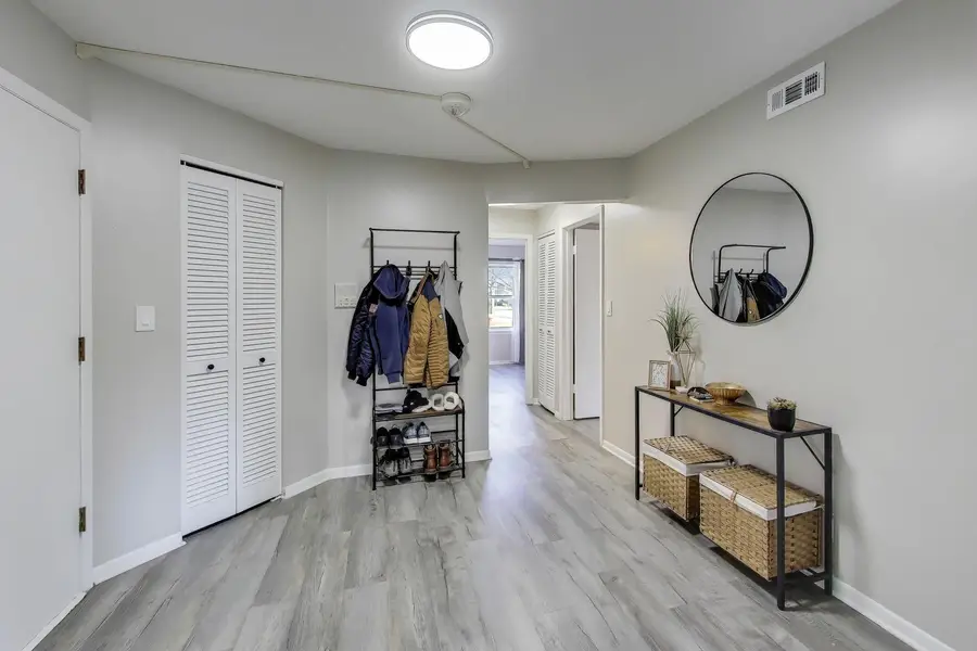 475 Shenstone Road #104, Riverside, IL 60546 - #2