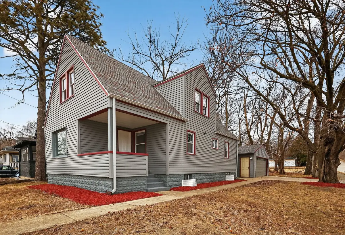 601 S Henrietta Avenue, Rockford, IL 61102 - #1