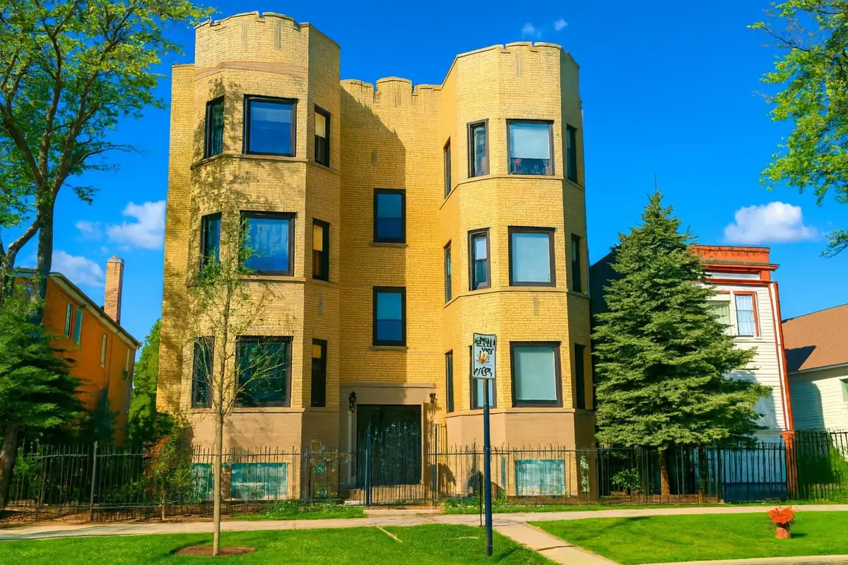 4828 N Albany Avenue #3S, Chicago, IL 60625 - #1
