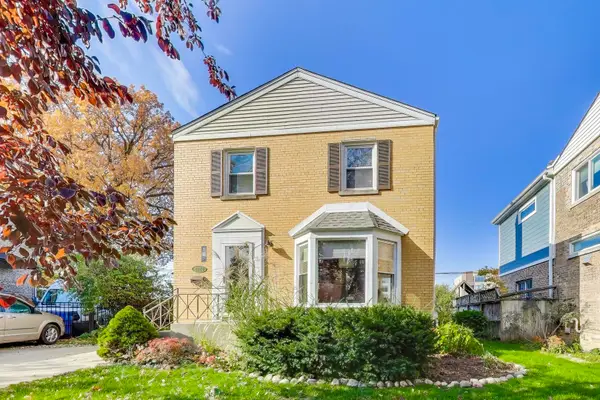 4222 N Claremont Avenue, Chicago, IL 60618