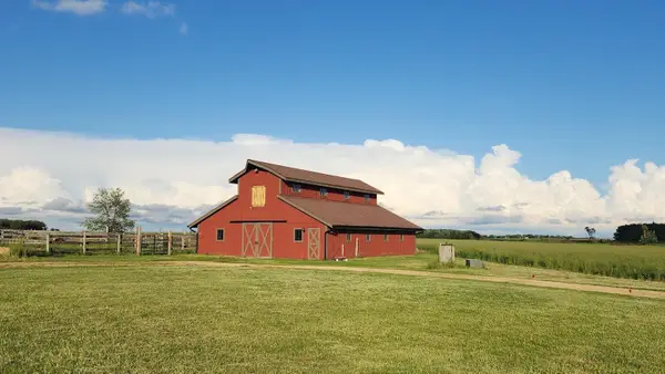 18539 Il Route 76 Highway, Poplar Grove, IL 61065