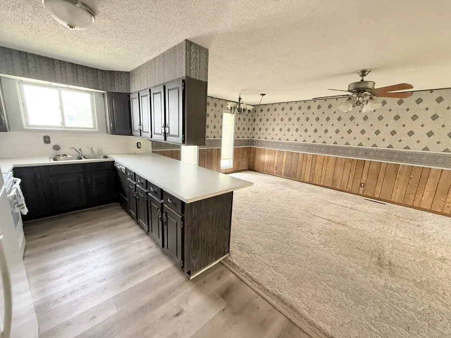 1401 E St Louis Street, West Frankfort, IL 62896 - #3