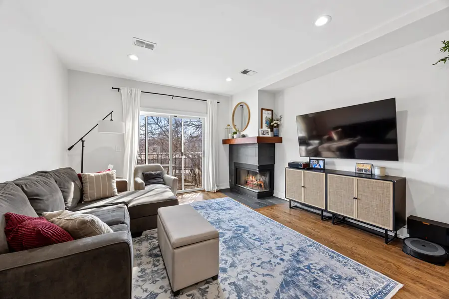 2520 W Bloomingdale Avenue #C, Chicago, IL 60647 - #2