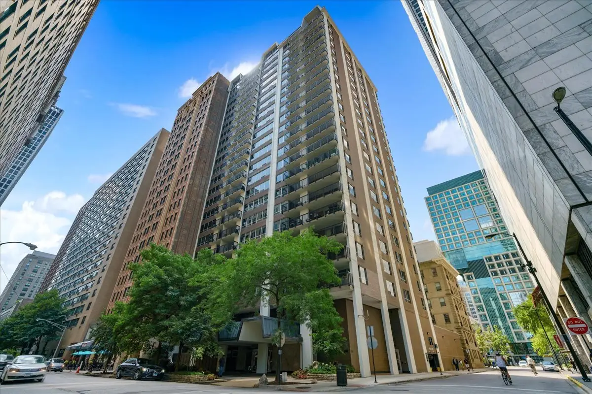 201 E Chestnut Street #19E, Chicago, IL 60611 - #1