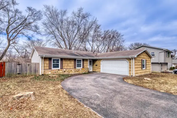 135 Ramblewood Lane, Lake Zurich, IL 60047